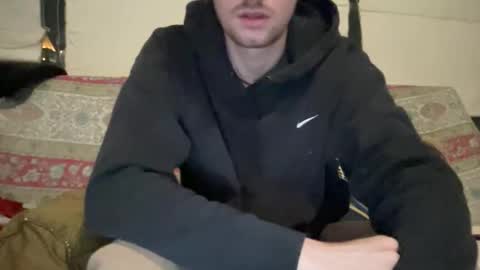 fuzzedpeach online show from April 8, 5:19 am