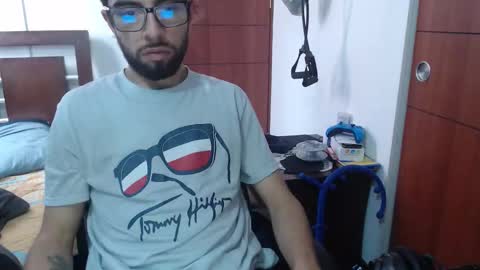 andrew online show from January 17, 6:33 pm