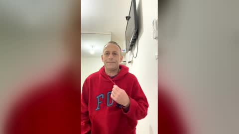 g103031910303 online show from March 2, 6:37 pm