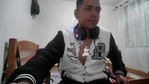 gabitosexyy online show from March 3, 7:56 pm