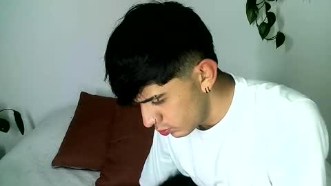 Gael Garca online show from February 17, 4:00 am