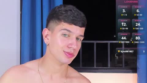 gal_stone_ online show from February 3, 2:53 am