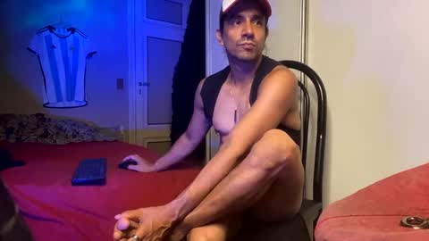 Adriel online show from December 31, 1:08 pm