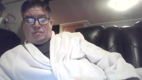 gameon1969 online show from December 15, 8:41 am