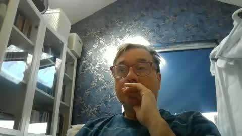 gazzaboy123 online show from May 12, 7:39 am