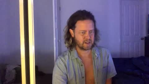 gcsurfer81 online show from November 10, 8:08 am