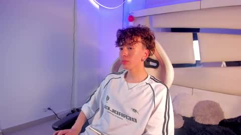 genesis_js online show from January 15, 4:05 am