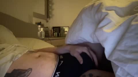Snapshot of gentle_stranger chatting on October 27, 3:09 am Gentle Stranger online show from October 27, 3:09 am