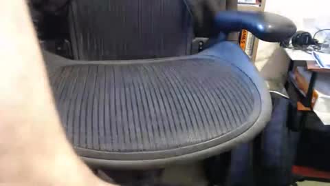 genus5678 online show from October 19, 12:30 pm