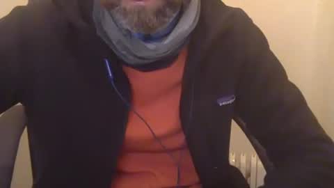 Snapshot of geon2xx chatting on January 10, 5:45 pm Geon online show from January 10, 5:45 pm