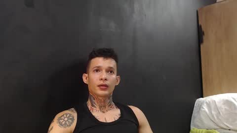 independent model online show from March 6, 3:24 am