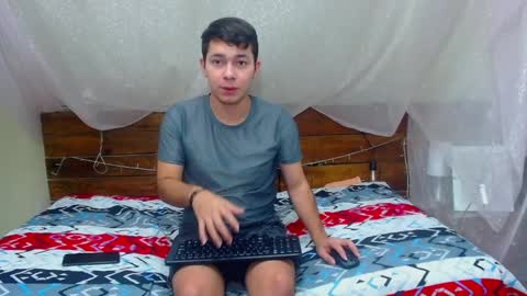 GEORGE online show from February 8, 2:47 am