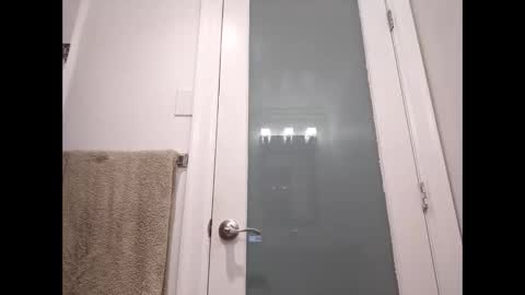 Getting Fat for You  online show from November 14, 12:03 am