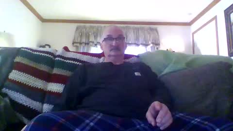 ghost2534 online show from April 4, 11:35 pm