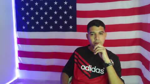 Snapshot of gianluca_silva chatting on October 21, 9:06 pm Gianluca Silva online show from October 21, 9:06 pm