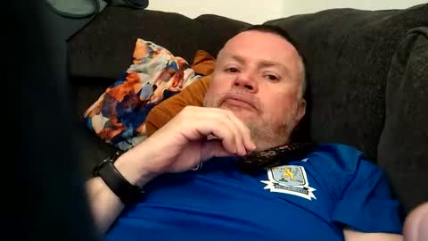 giddyup2222222 online show from April 19, 9:50 pm