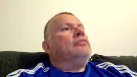 giddyup2222222 online show from April 14, 7:46 pm