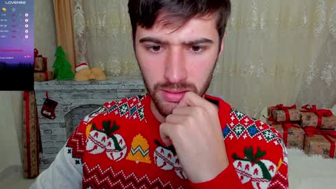 gilbertogonzales online show from December 10, 6:06 pm