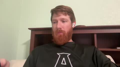 Snapshot of gingermania10 chatting on December 13, 12:42 am gingermania10 online show from December 13, 12:42 am
