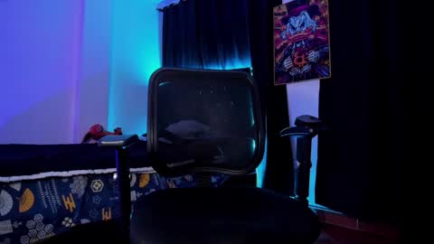 GIOMAR REYES online show from January 28, 3:47 am