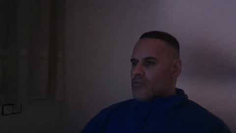 Snapshot of gioshadow chatting on December 21, 9:25 pm gioshadow online show from December 21, 9:25 pm