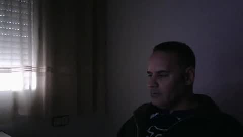 Snapshot of gioshadow chatting on December 8, 1:58 pm gioshadow online show from December 8, 1:58 pm