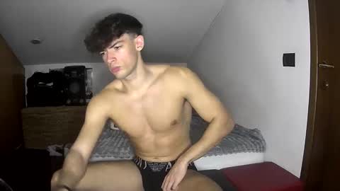 giovyyx online show from November 11, 9:20 pm