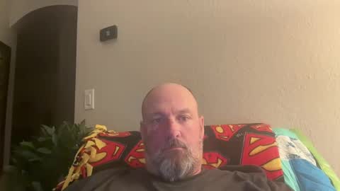 Snapshot of giveitup193 chatting on January 4, 2:14 am giveitup193 online show from January 4, 2:14 am