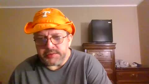 IDKIDCIDGAF online show from March 24, 1:00 am