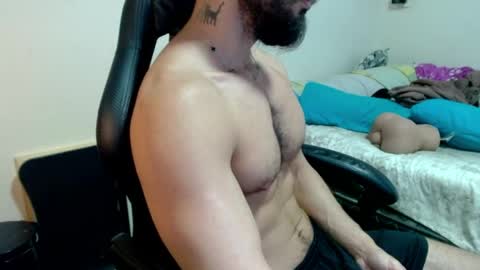 god hunkules online show from March 31, 6:31 pm