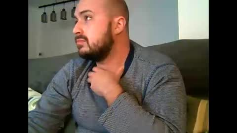 goldenspainboy online show from March 15, 7:31 pm