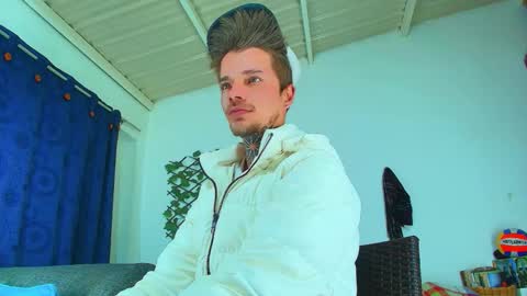 Goldy Loyal93 online show from September 19, 8:48 am