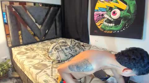 Gomez online show from October 10, 1:21 am