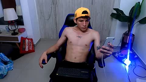 grecia_millercol online show from December 5, 2:53 am