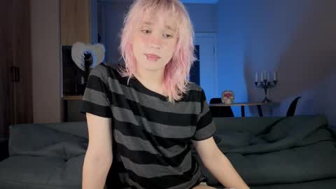 Greg-independent model online show from March 1, 10:31 pm