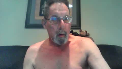 greybeard6868 online show from December 31, 5:51 pm