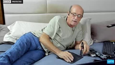 Grey.  If viewing your cam I am more likely to stay if you show your face. online show from February 18, 4:58 am