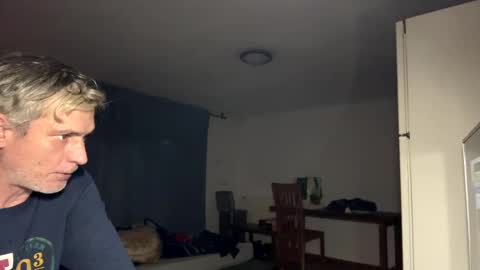 guardiannif_ online show from February 9, 8:13 pm