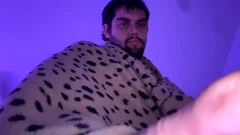 guttsy6_9 online show from December 27, 10:45 am