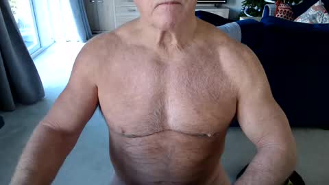 Gymguy online show from December 19, 11:50 am