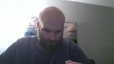 Snapshot of hairiestbear chatting on December 28, 3:37 am Hairiest Bear online show from December 28, 3:37 am