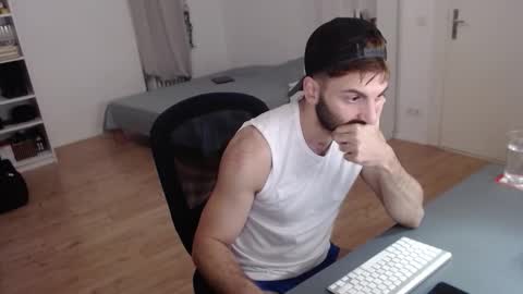 hairy_superman online show from October 14, 9:00 pm