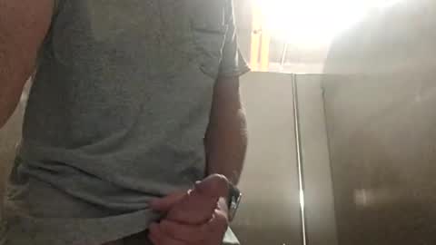 Snapshot of hairybignuts89 chatting on October 4, 12:21 pm hairybignuts89 online show from October 4, 12:21 pm