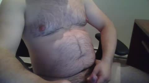 Snapshot of hairydik chatting on February 19, 3:50 am bigtitshairypussylover online show from February 19, 3:50 am
