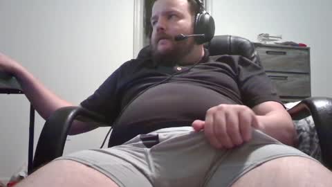 hairymikey online show from May 3, 7:22 am