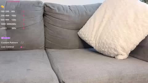 Independent       model  online show from September 30, 8:56 pm