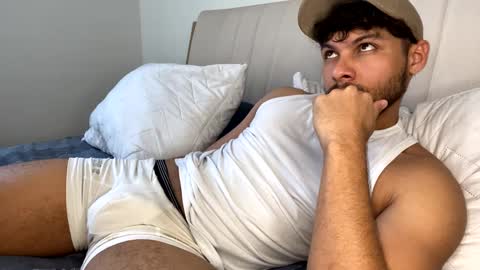 Independent       model  online show from February 23, 5:57 pm