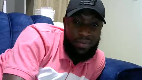 handsome king online show from December 7, 4:25 pm