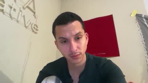 handsomeboy093 online show from January 22, 9:13 am