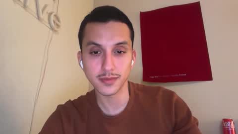 handsomeboy093 online show from January 24, 7:41 am